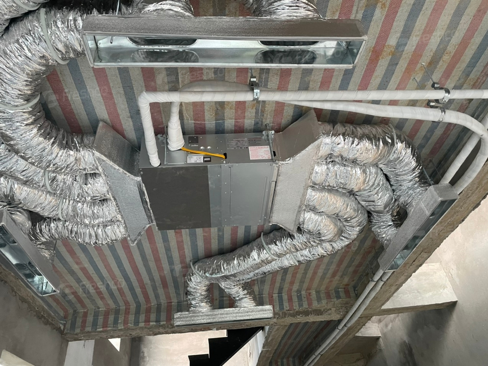 Dự án nhà phố thị trấn tam đảo - Vĩnh Phúc Bên trong giai đoạn thi công lắp đặt hệ thống