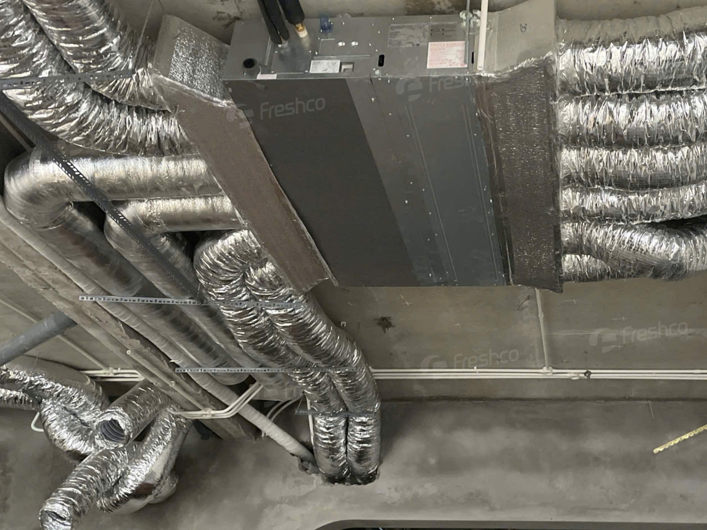 Thi công lắp đặt hệ thống điều hòa trung tâm