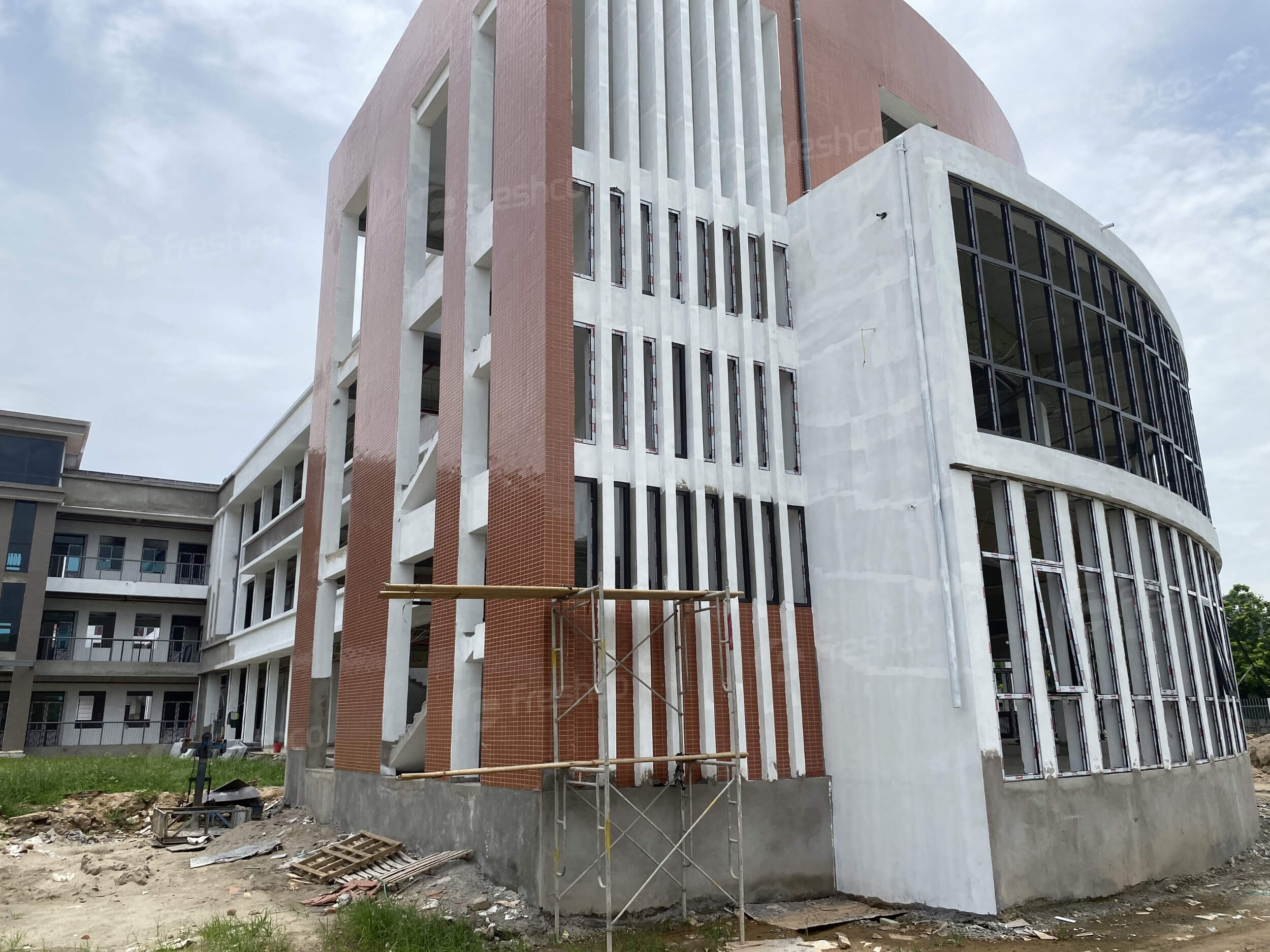 Trường tiểu học Lĩnh Nam - Hà Nội