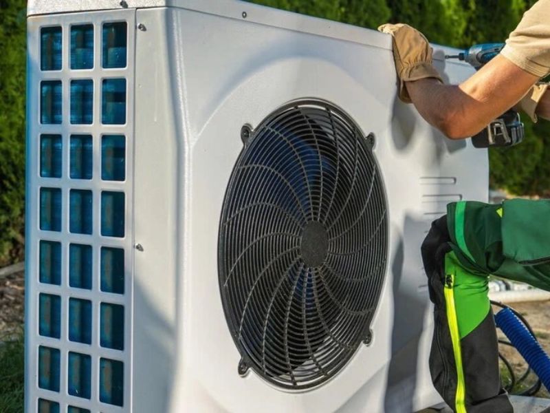 Lắp cục nóng theo vị trí ban đầu