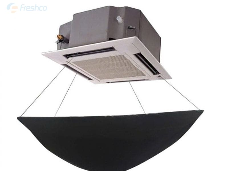 Sử dụng túi hoặc bạt trùm hứng nước và bụi bẩn khi vệ sinh máy